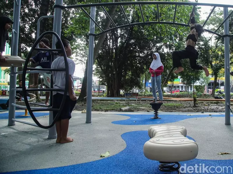 Bukan Sekadar Penghijauan, Taman Kota Jadi Ruang “Keguyuban” dan Interaksi Warga Bekasi