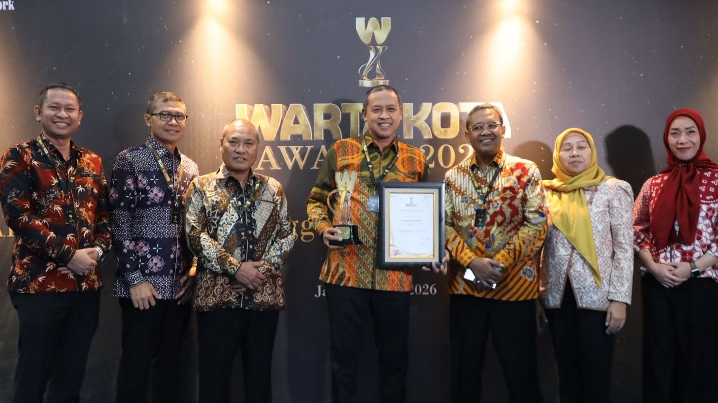 Kota Bekasi Raih Warta Kota Awards 2026, Tri Adhianto Dorong Penguatan Program Lingkungan Berkelanjutan